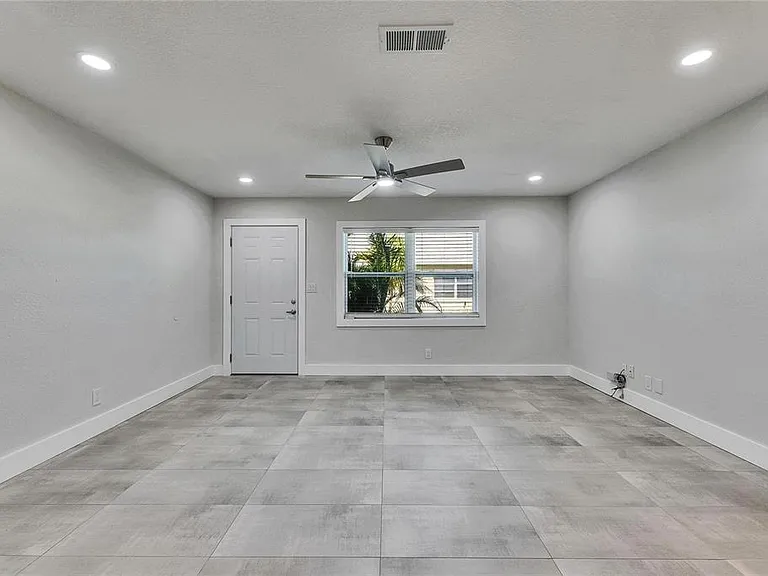 1025 Apollo Beach Blvd #1 — Photo 19