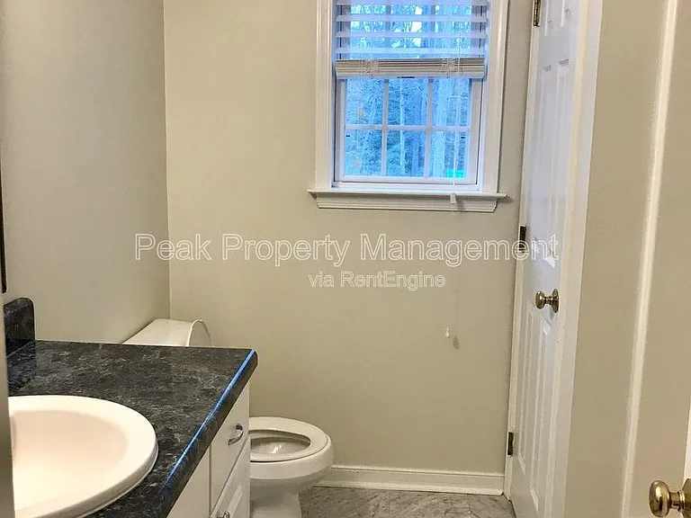 12003 Stamford Rd — Photo 16