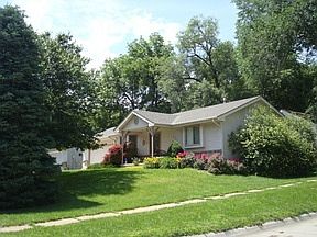 1st image of 702 Tyson St