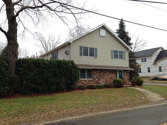 2nd image of 103 Westlake Dr