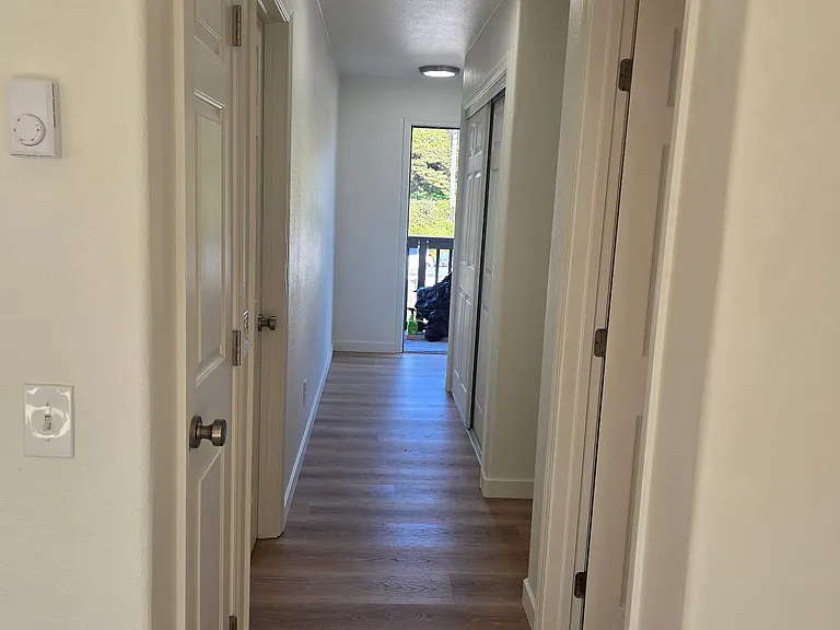338 SW Woods St #2 — Photo 8