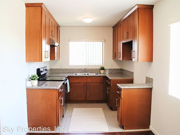 3rd image of 6501 Fulton Ave