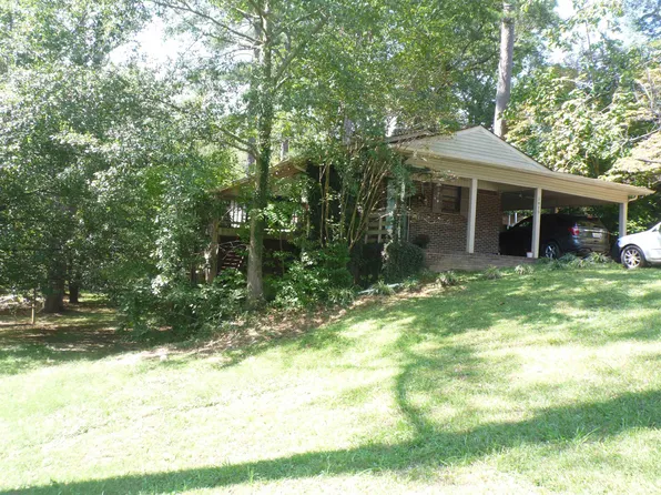 1815 Briarwood Ln SE, Cullman, AL 35055