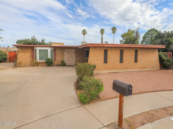 9025 E 31st Pl, Tucson, AZ 85710