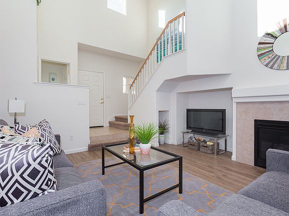 3rd image of 5255 Water Lily Ln