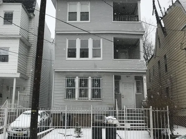 52 Fabyan Pl, Newark, NJ 07108