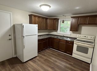 15 Boyden St #8, Webster, MA 01570