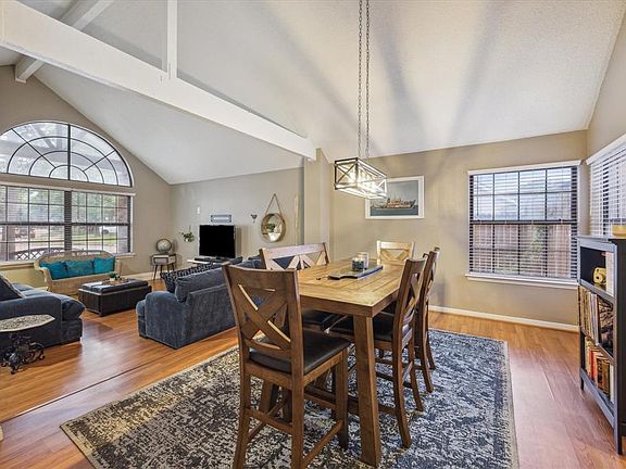 5th image of 530 Marble Hill Drive