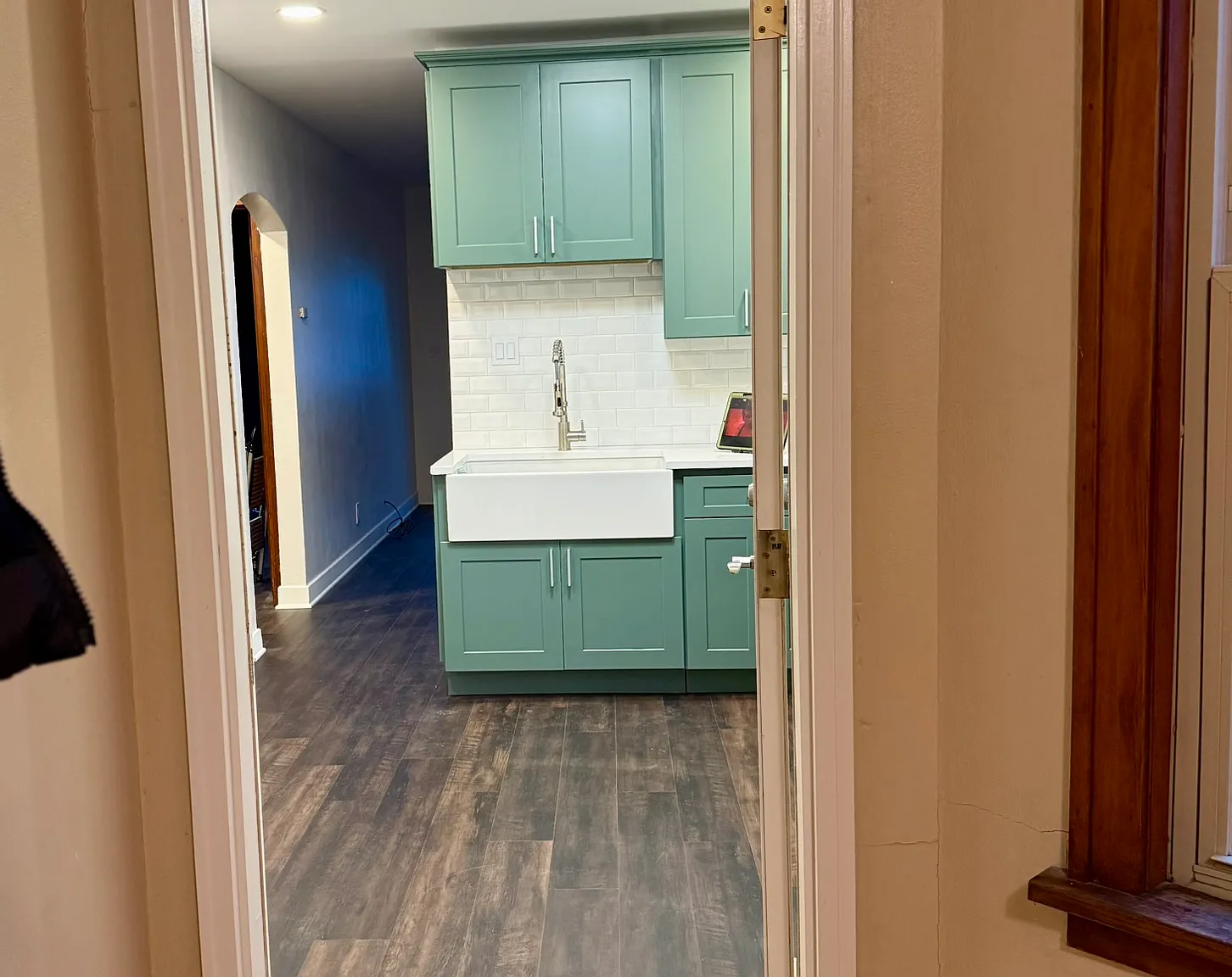 2 bed, 990 sqft, $1,695 — Photo 3