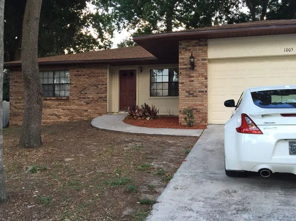 1005 Mook St, Brandon, FL 33510