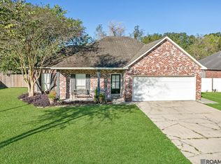 16369 W Great Oak Ct, Prairieville, LA 70769