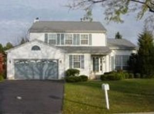 1162 Stanton Rd, Lake Zurich, IL 60047