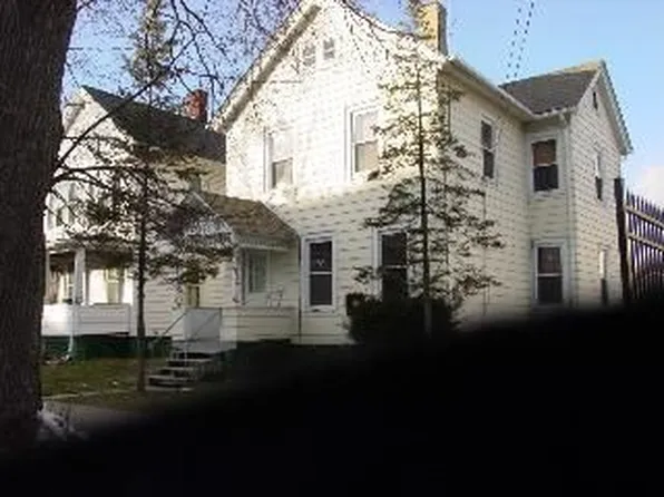 251 Mansion St, Poughkeepsie, NY 12601