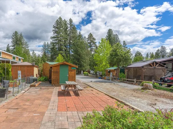 275 Tall Pine Loop N, Usk, WA 99180