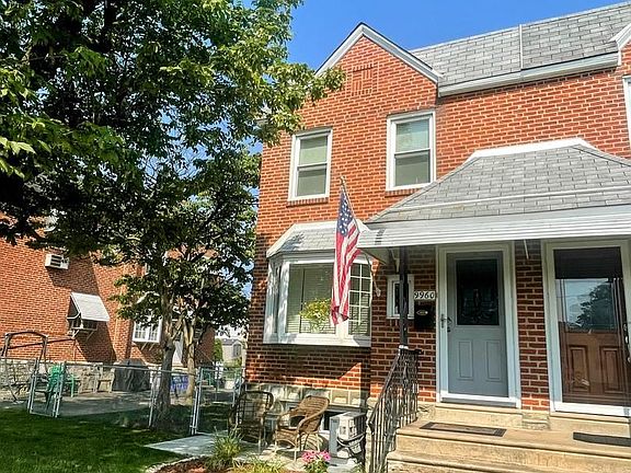 2nd image of 9960 Ferndale St