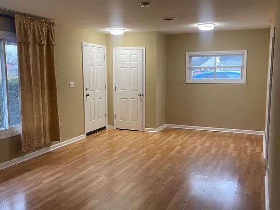 3rd image of 25410 Miracle Dr
