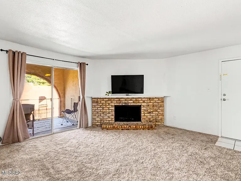 6335 N Barcelona Ln #719 — Photo 9