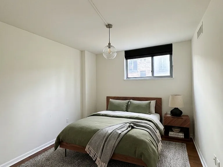 440 L St NW #305 — Photo 8