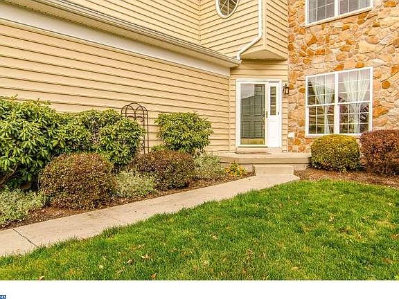 2nd image of 3 Starling Ct