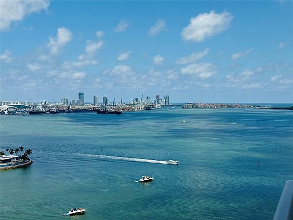 2nd image of 1155 Brickell Bay Dr APT 2506