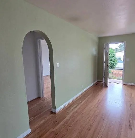 716 Poplar Ave — Photo 10