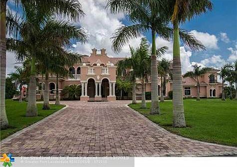 1st image of 10878 El Caballo Ct