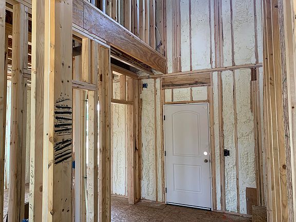 2nd image of 7837 Woodhurst Dr NE
