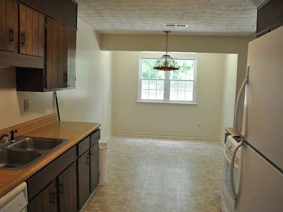 kitchen to brkfst rom