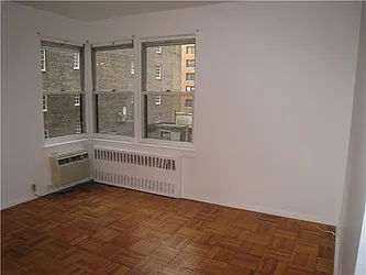 Rented by Platinvm Property Group New York