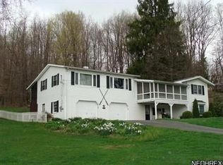 7035 Lakeview Rd, Hanoverton, OH 44423