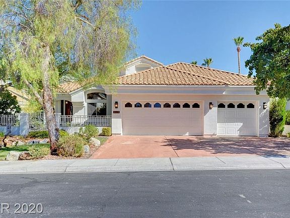 2nd image of 8113 Lake Hills Dr