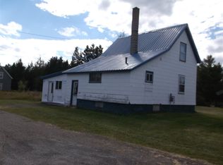 55811 County Rd, Calumet, MI 49913