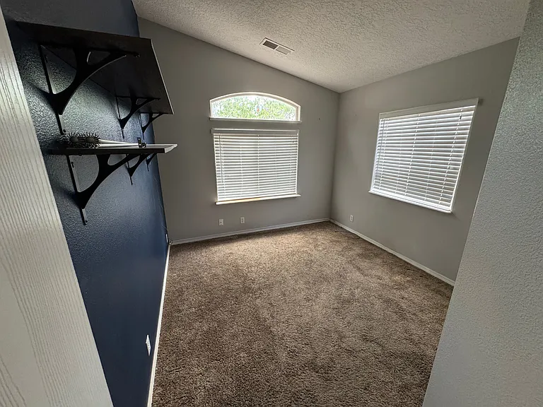 4756 Delaina Dr NE — Photo 14