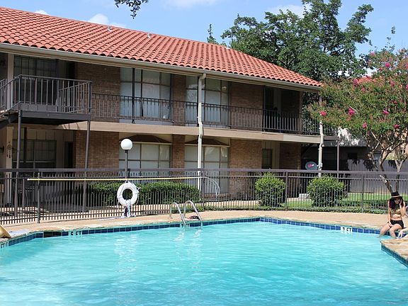 2nd image of 3515 Coker St APT 125