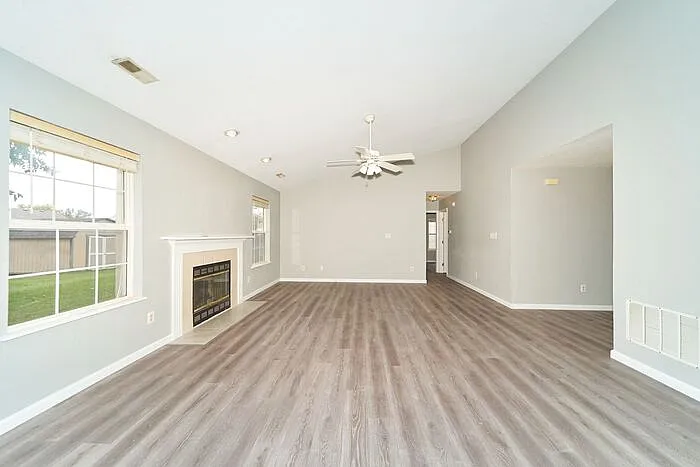 8335 Eagles Nest Dr — Photo 23