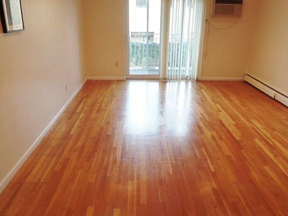 2nd image of 50 Green St #369
