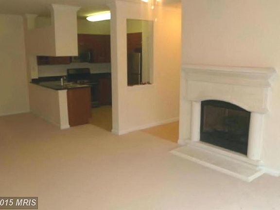 3rd image of 12100 Garden Grove Cir Unit 403