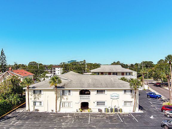 2nd image of 102 S Peninsula Dr APT 203