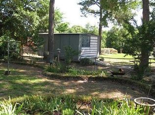 22991 Three Points Dr, Frankston, TX 75763