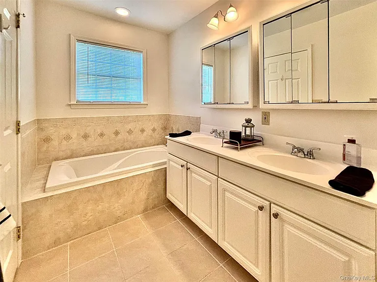 202 Cinnamon Cir — Photo 19