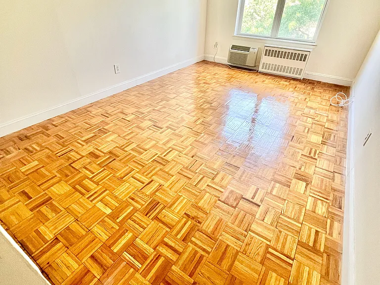 44-30 Douglaston Pkwy #4B — Photo 12