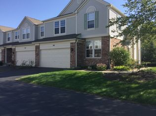 540 Woods Creek Ln, Algonquin, IL 60102