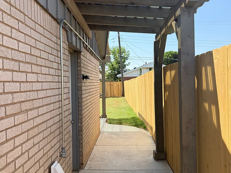 3152 SW 71st St — Photo 13