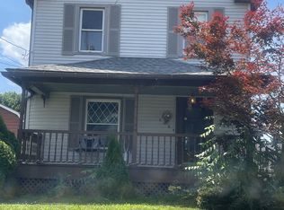 110 Spring St, Struthers, OH 44471