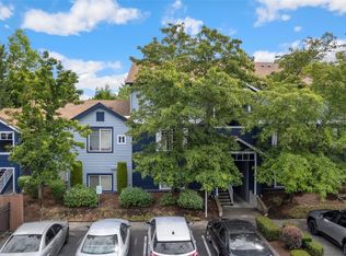 10825 SE 200th St APT H302, Kent, WA