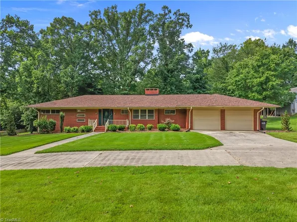 1113 Sherwood Dr, Reidsville, NC 27320