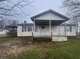 8536 Goddard Craft Ln, Cambridge, OH 43725