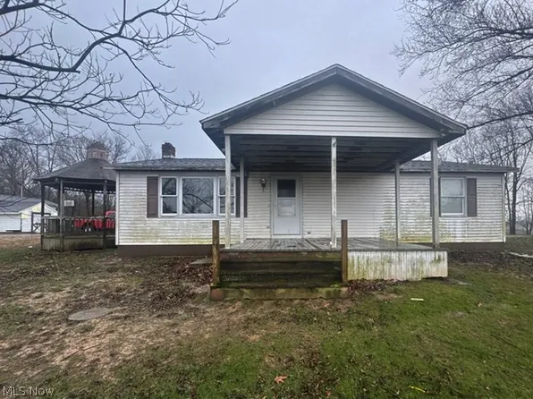 8536 Goddard Craft Ln, Cambridge, OH 43725