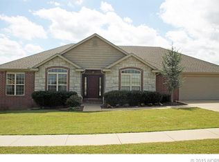 5519 Ashbrook Dr, Bartlesville, OK 74006