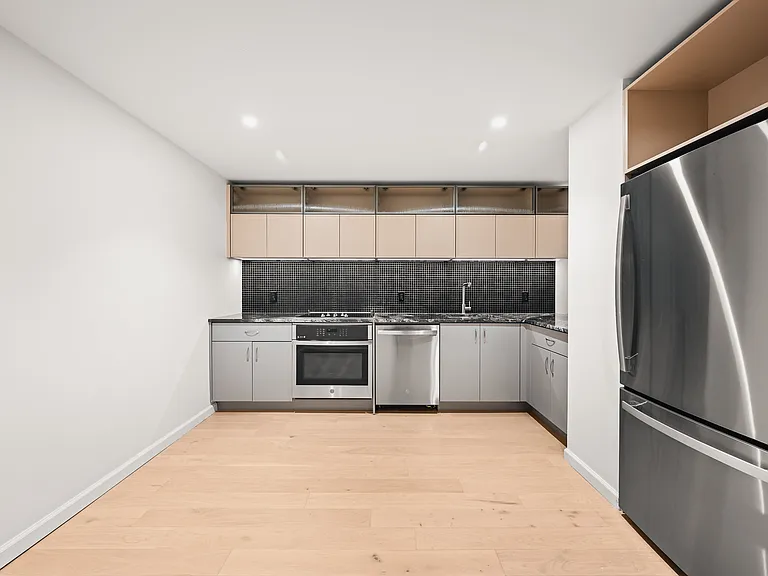 41-01 24th St #Townhouse 1 — Photo 5